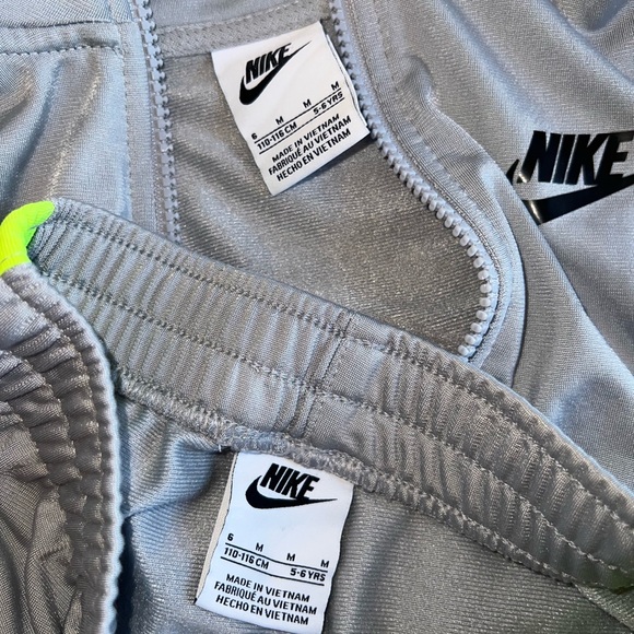 Kids Nike Tracksuit / Matching Jogger Set |Gray & Lime/ Neon Green size 6 medium - Picture 1 of 5